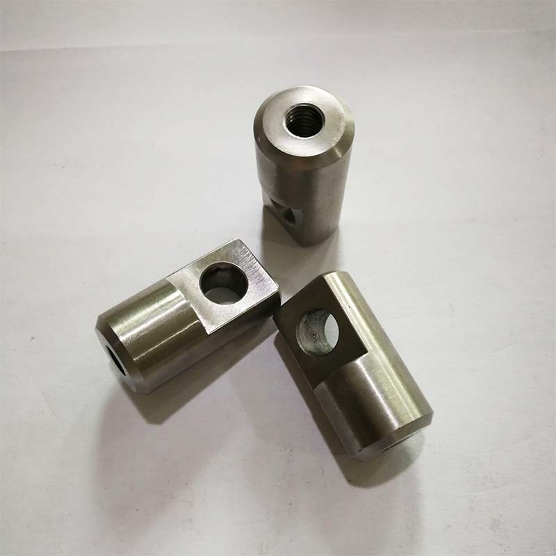 Đầu nối loại Clevis I
