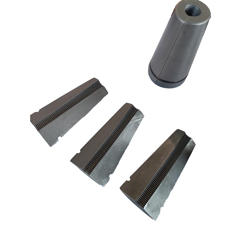 Nêm kẹp căng sau