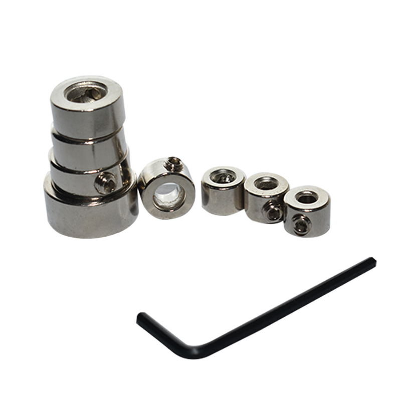 Các đai ốc tròn với các lỗ pin đặt