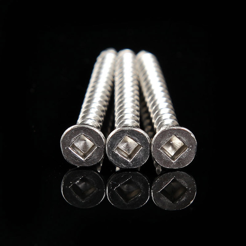 Ốc vít vuông lỗ hổng